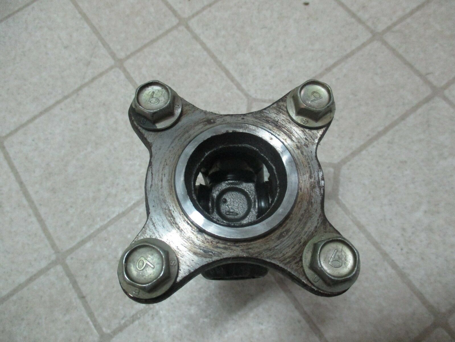82 Yamaha Maxim XJ750 Motorcycle Shaft Drive U Joint Coupler 81 83 550 Seca ? - Fresh Stock Dated February 2026