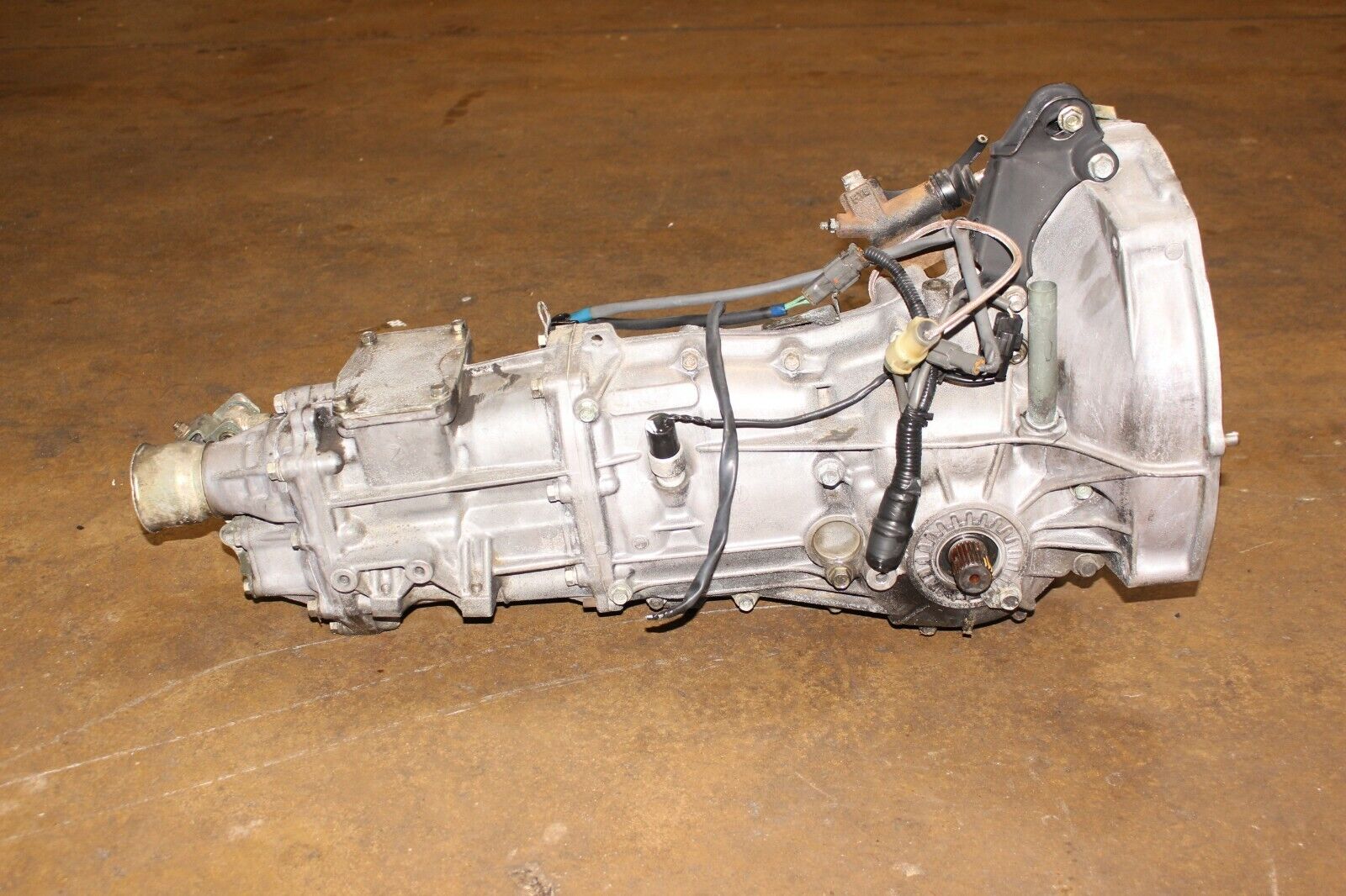 JDM 1995-1996 SUBARU IMPREZA 5 SPEED MANUAL TRANSMISSION AWD 3.9 RATIO - Fresh Stock Dated February 2026