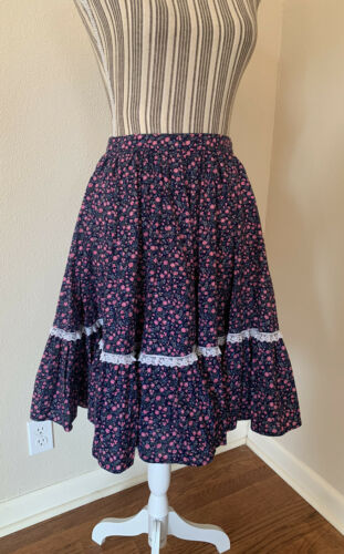 Vintage Floral Prairie Skirt Women’s Small - Fresh Stock Dated March 2026