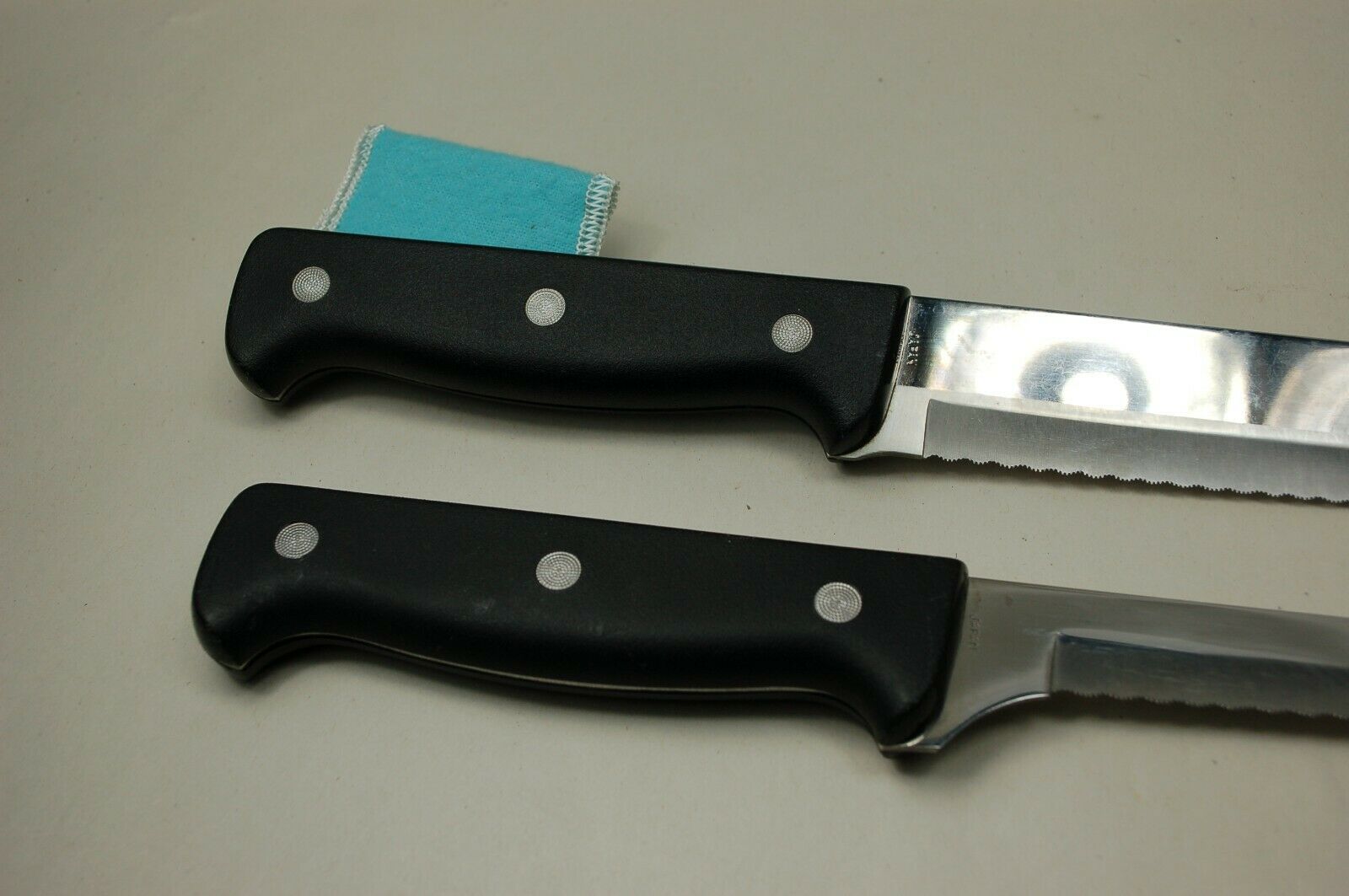 2pc J.A. Henckels International Ever-Sharp Pro Knife Set - Fresh Stock Dated December 2025