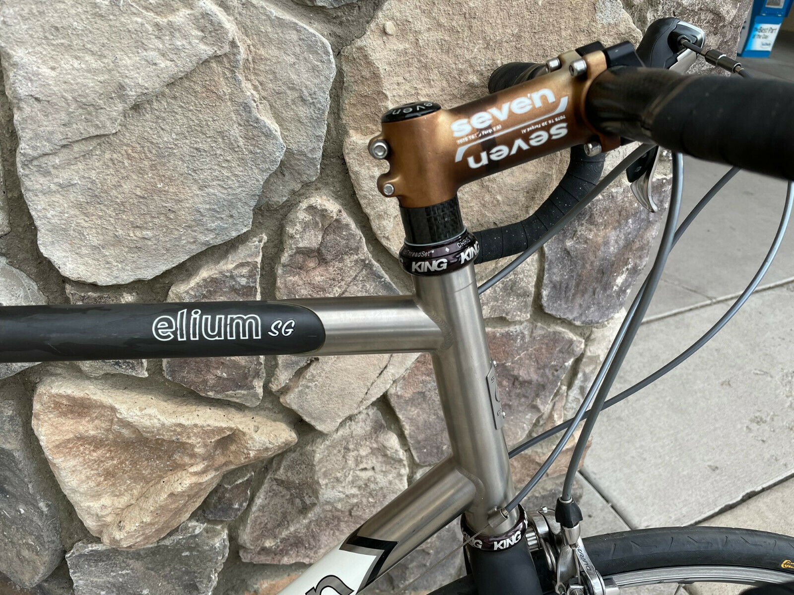 Seven Cycles - Elium SG Titanium / Carbon Road Bike - Dura-Ace - 59cm (C-T) - Fresh Stock Dated February 2026