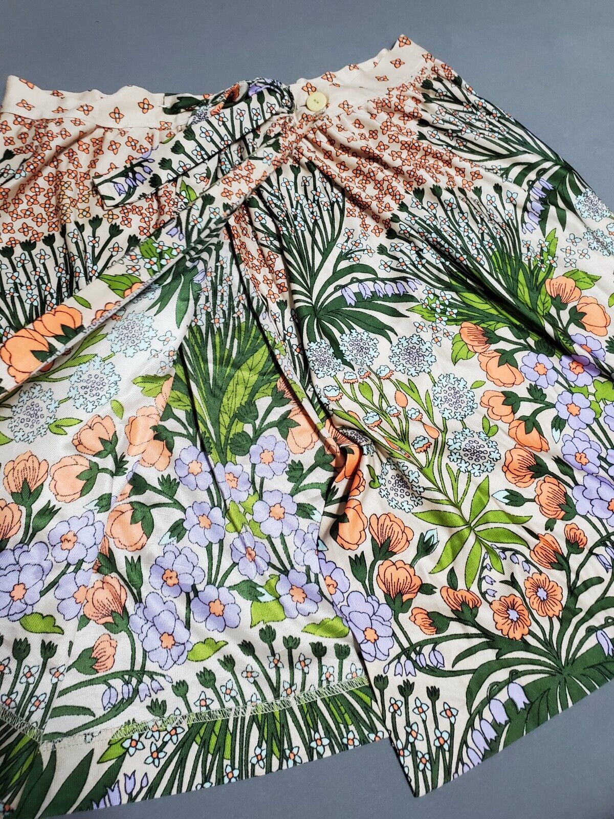 Vintage 70s Novelty Print Psychedelic Skirt Floral Festival Hippy Poly silky 24 - Fresh Stock Dated March 2026