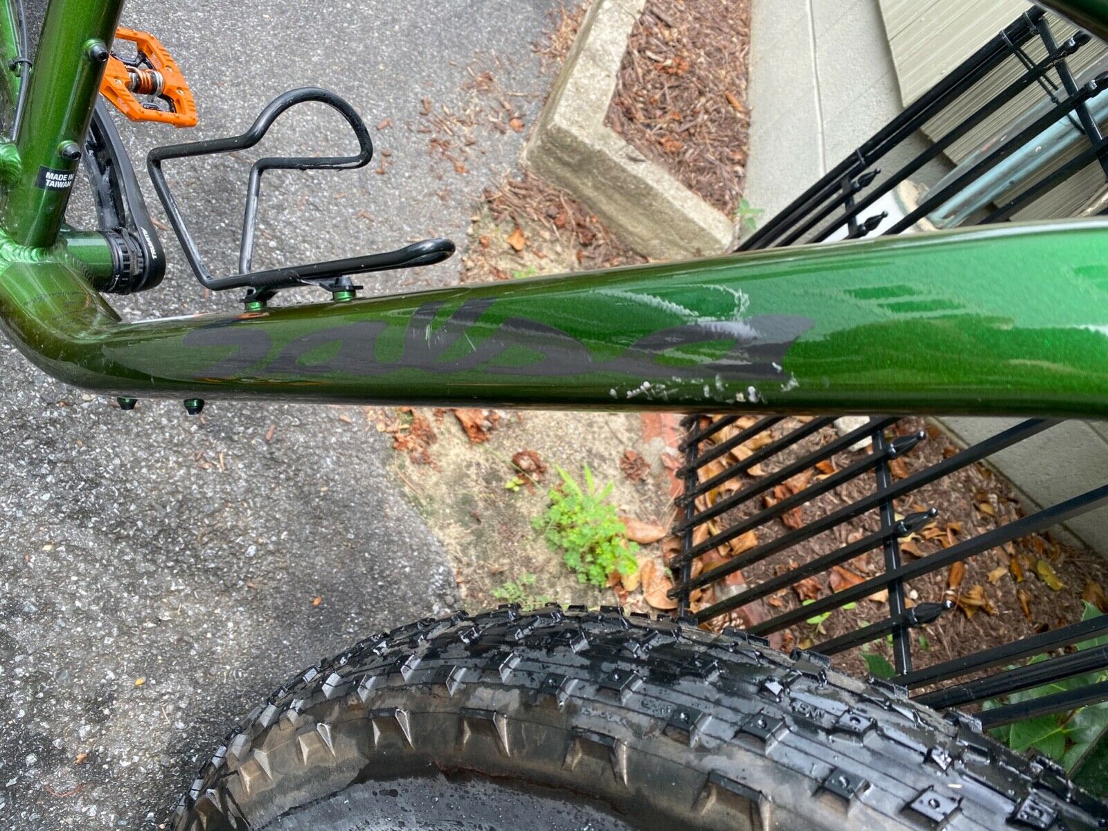 Salsa Blackborow GX Eagle Green (L) Large 1 x 12 Fat Tire Bike 27.5in - Fresh Stock Dated February 2026
