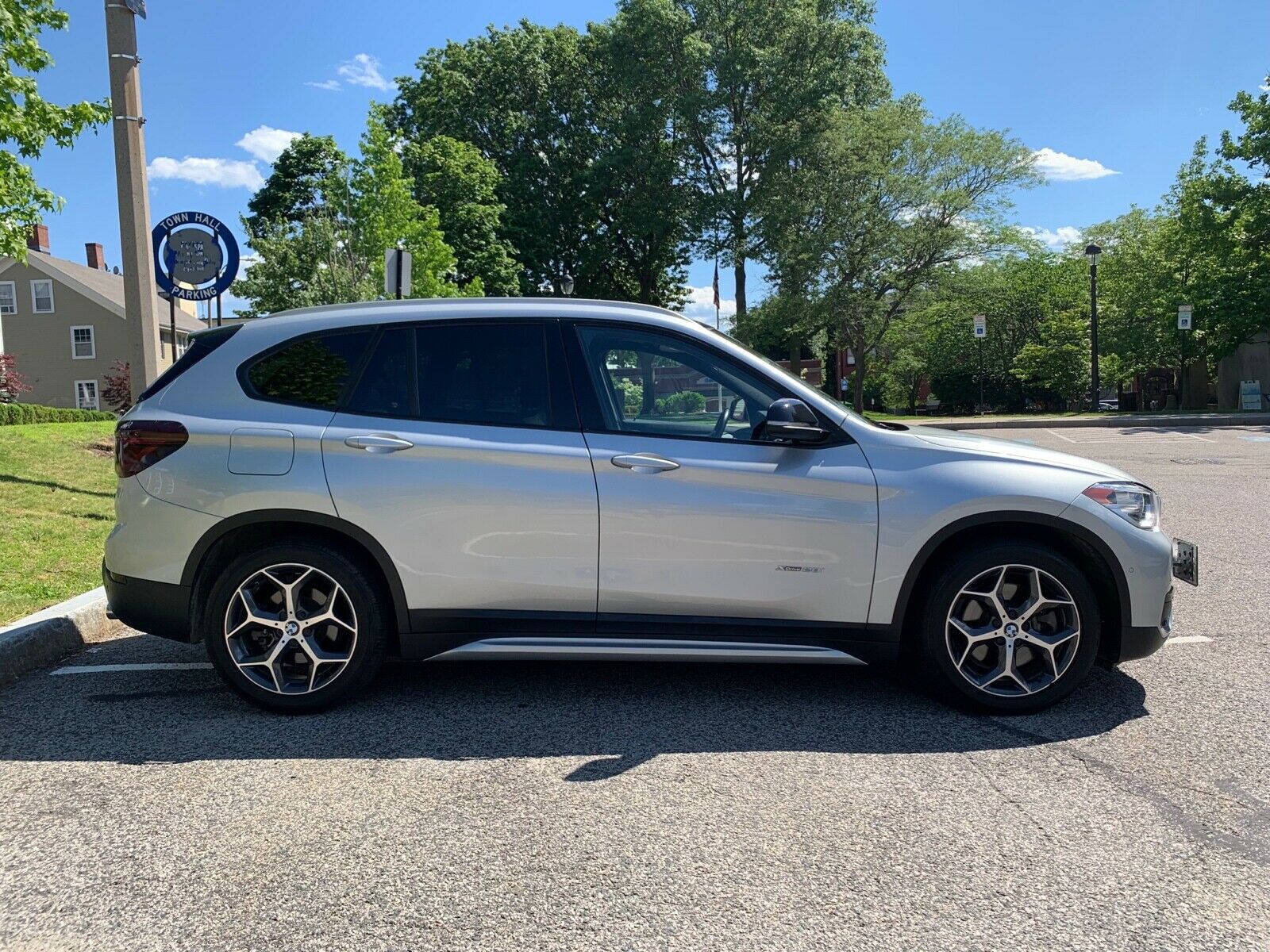 2016 BMW X1 XDRIVE28I 2016 BMW X1 SUV Grey AWD Automatic XDRIVE28I - Fresh Stock Dated December 2025