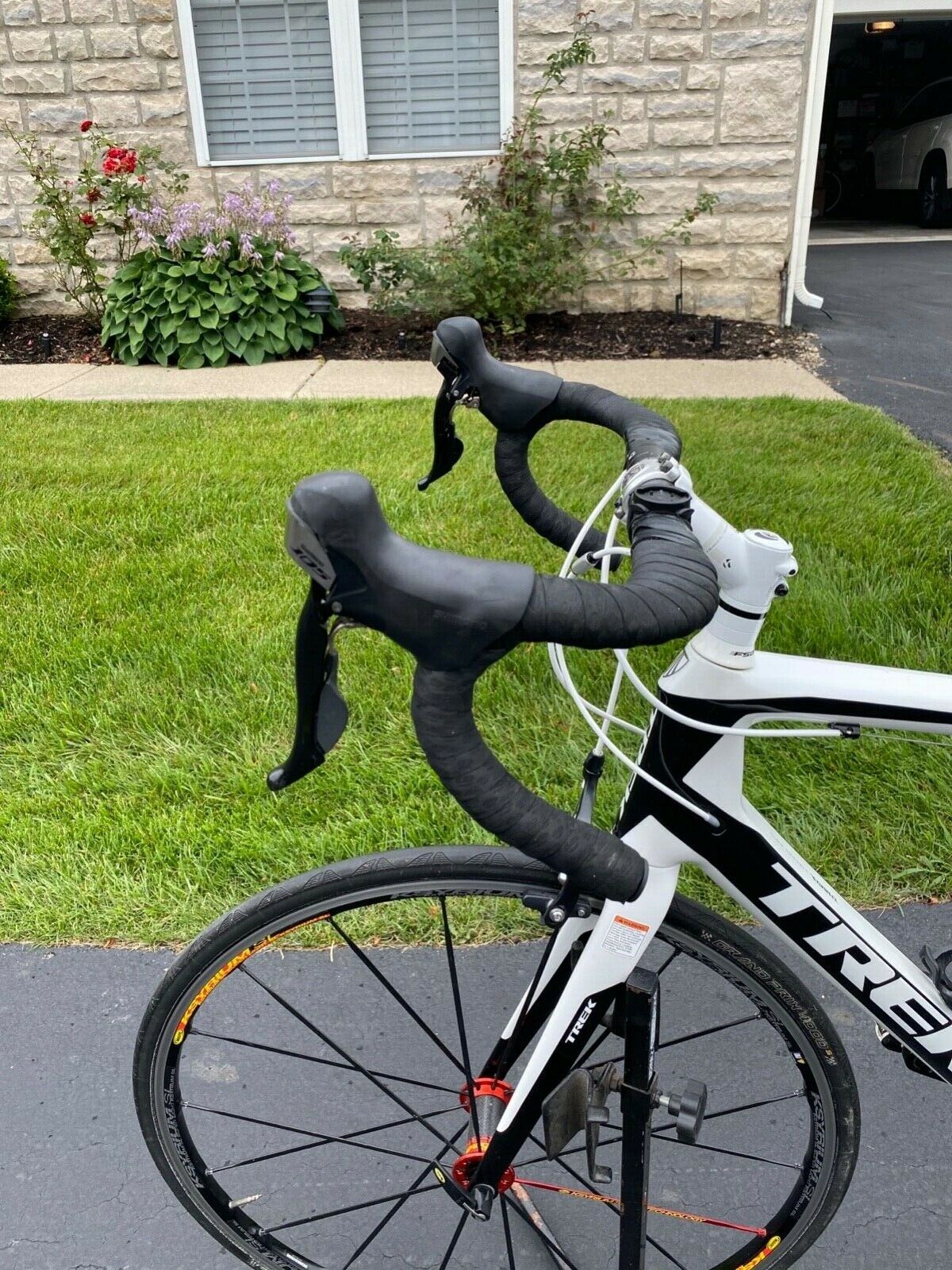 2014 trek Madone 4.3  56cm - Fresh Stock Dated February 2026