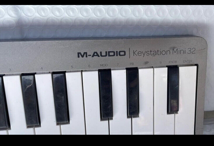 M-Audio Keystation Mini 32 Controller Keyboard - Fresh Stock Dated February 2026