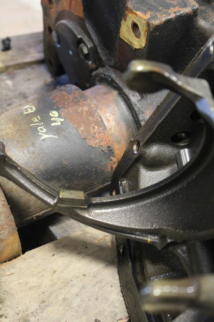 GM GMC CHEVY C10 C20 C30 K10 K20 K30 SM465 top cover 3901131 - Fresh Stock Dated February 2026