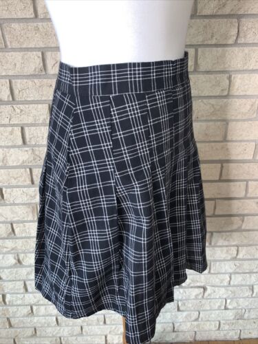 Vintage Black & White Cotton Blend Plaid Pleated Skirt Size Medium Grunge Retro - Fresh Stock Dated February 2026