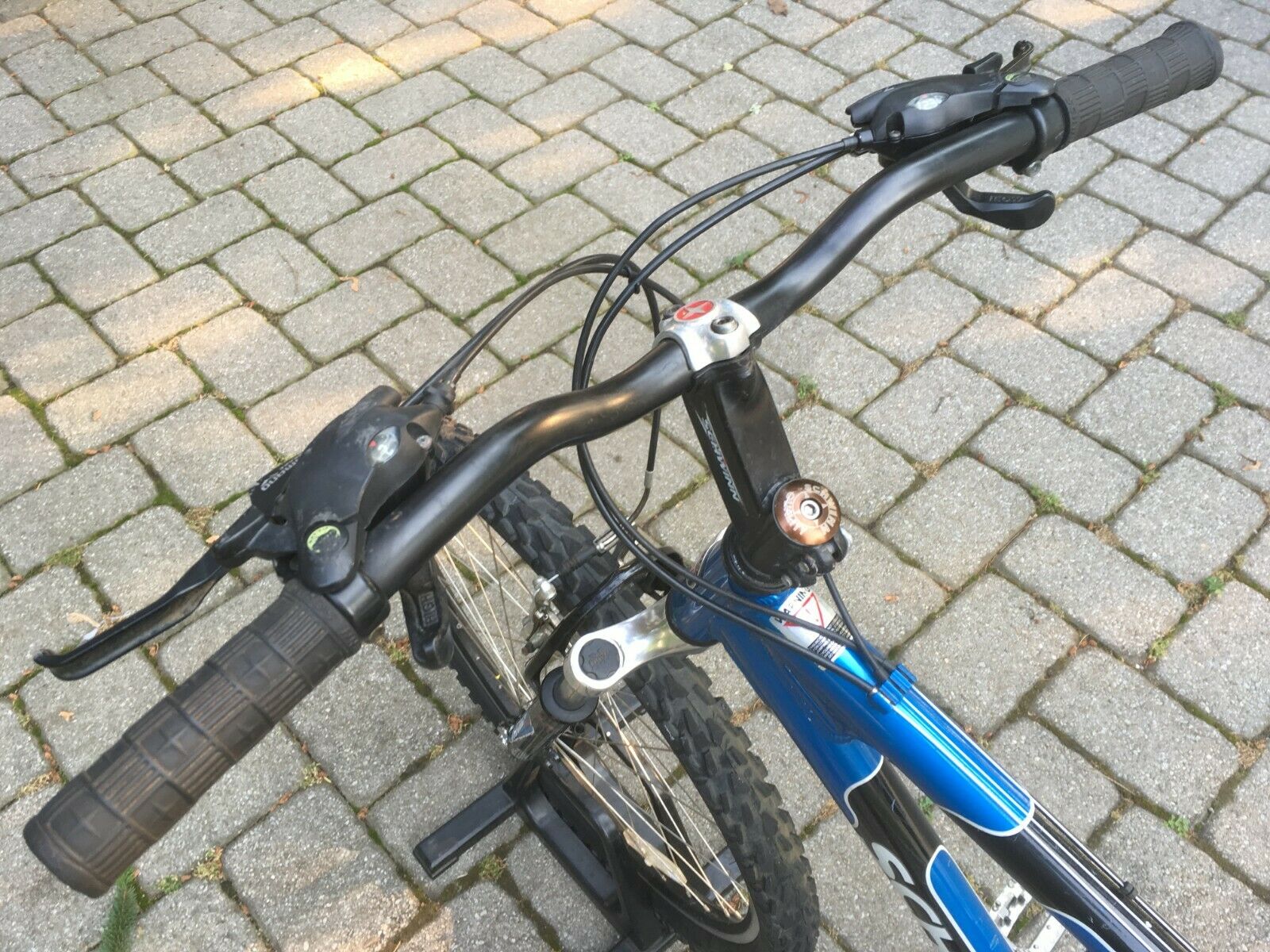 Schwinn S15 mens mountain bike mans medium full suspension aluminum bicycle - Fresh Stock Dated December 2025