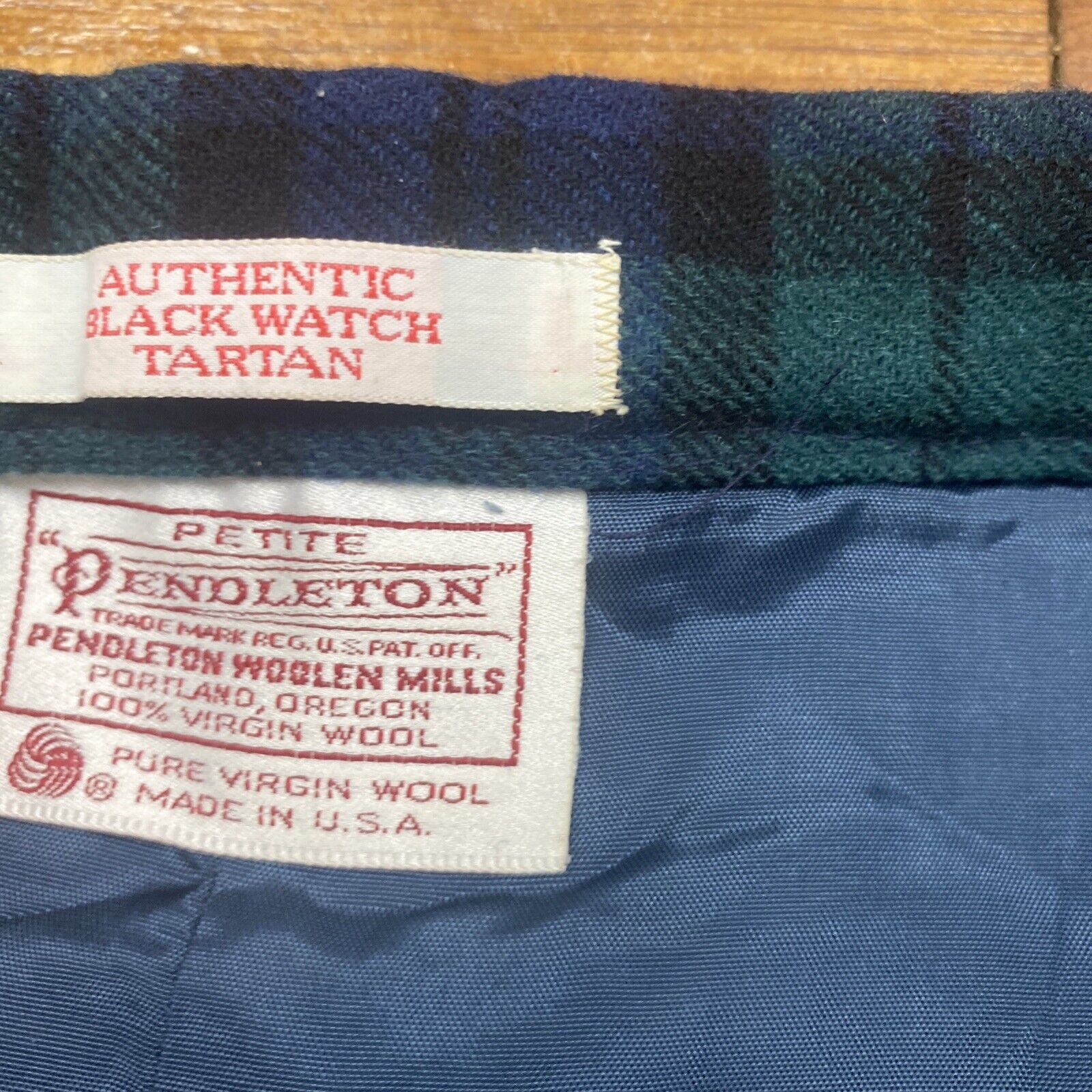 VTG Pendleton Womens Sz 14 Skirt Wool Black Watch Tartan Blue Green Plaid * Flaw - Fresh Stock Dated March 2026