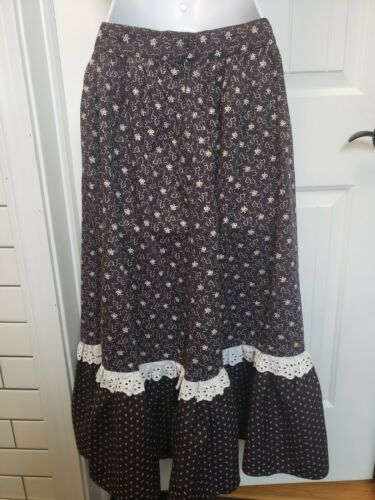 True Vintage 1970s Midi Blue Calico Eyelet Lace Ruffle Prairie Skirt Size 11/12 - Fresh Stock Dated February 2026