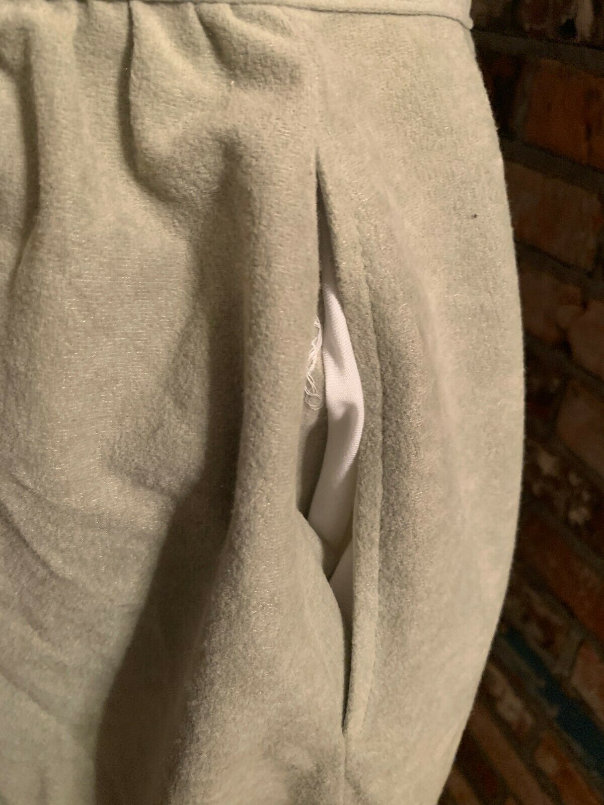 Vintage Women's WHITE STAG Midi Tan/Green Wool SKIRT SZ 10 - Fresh Stock Dated February 2026