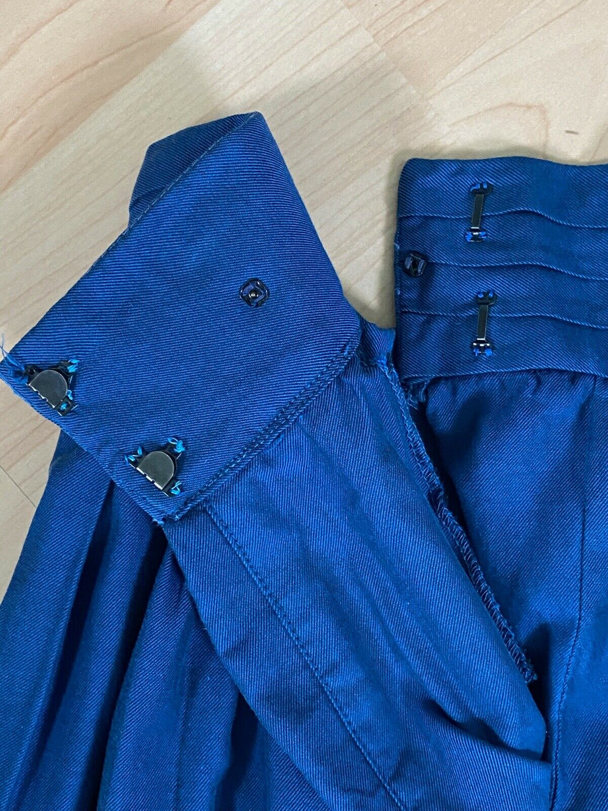 1980s Perry Ellis Midnight Blue High Waisted & Softly Pleated Cotton Skirt Sz 6 - Fresh Stock Dated December 2025