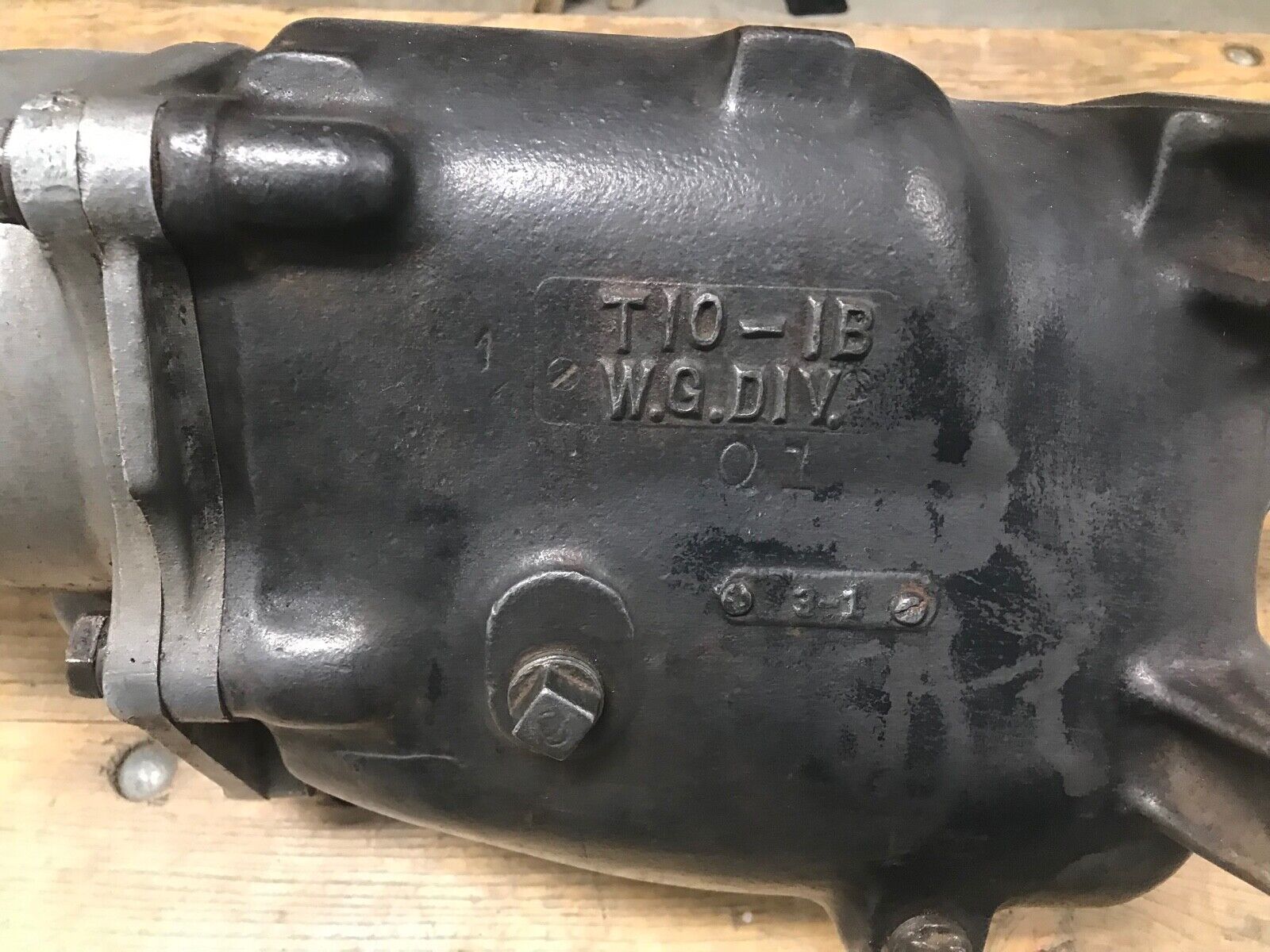 1960 CHEVROLET CORVETTE IMPALA BELAIR  4 SPEED TRANSMISSION T10 Dated WD 5 0 - Fresh Stock Dated February 2026