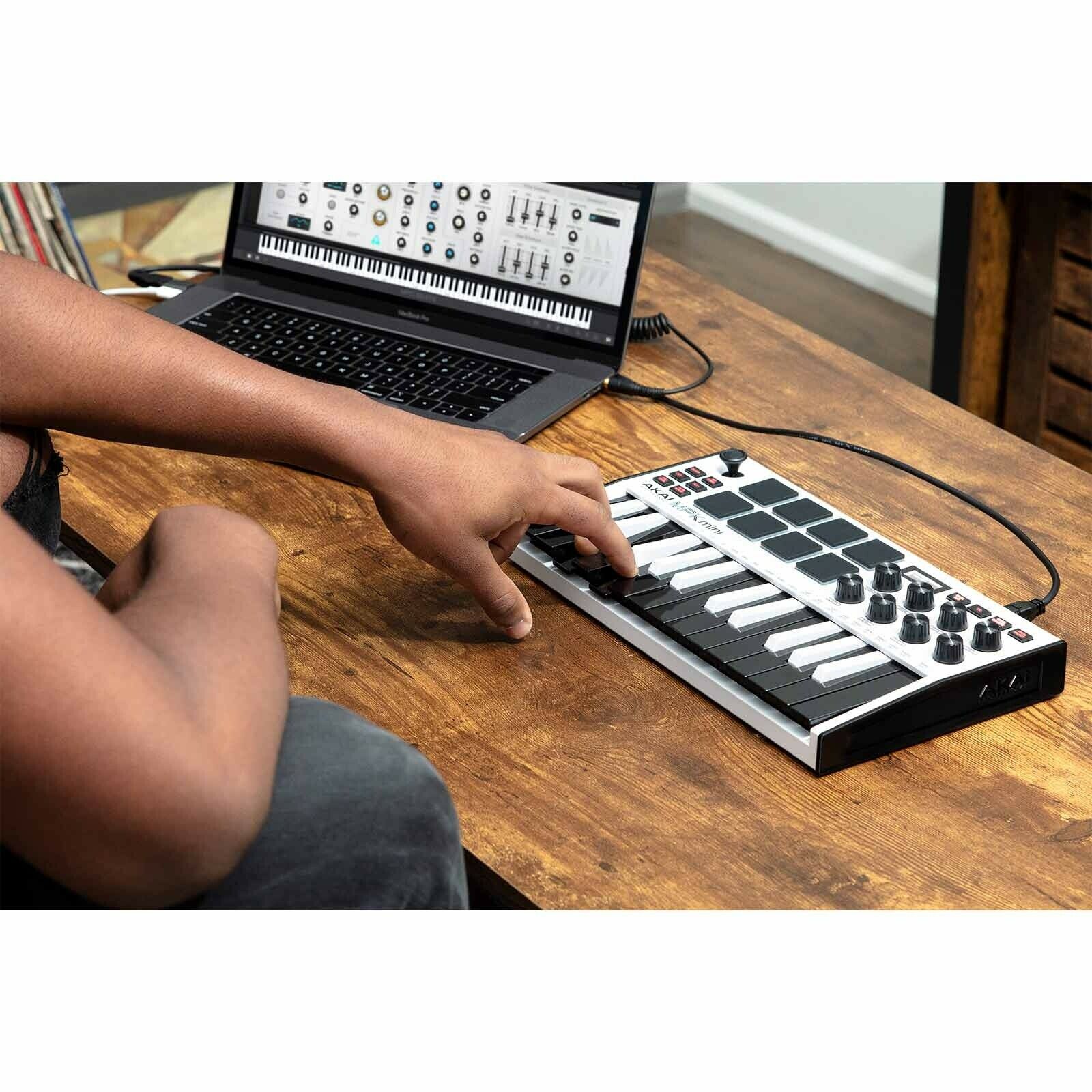 Akai MPK Mini MK3 25-Key USB Keyboard & Pad Controller White, Software & Earbuds - Fresh Stock Dated February 2026