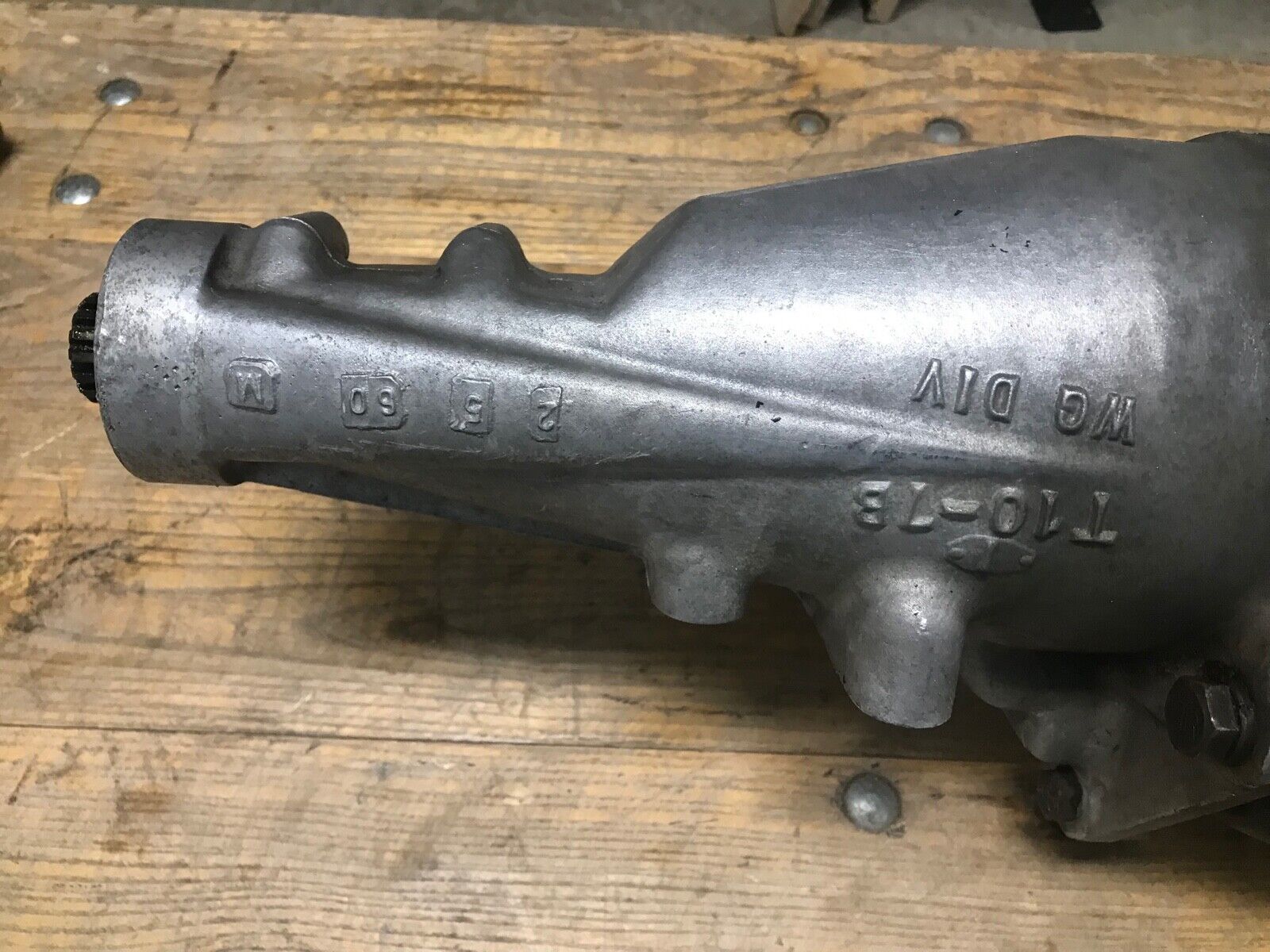 1960 CHEVROLET CORVETTE IMPALA BELAIR  4 SPEED TRANSMISSION T10 Dated WD 5 0 - Fresh Stock Dated February 2026