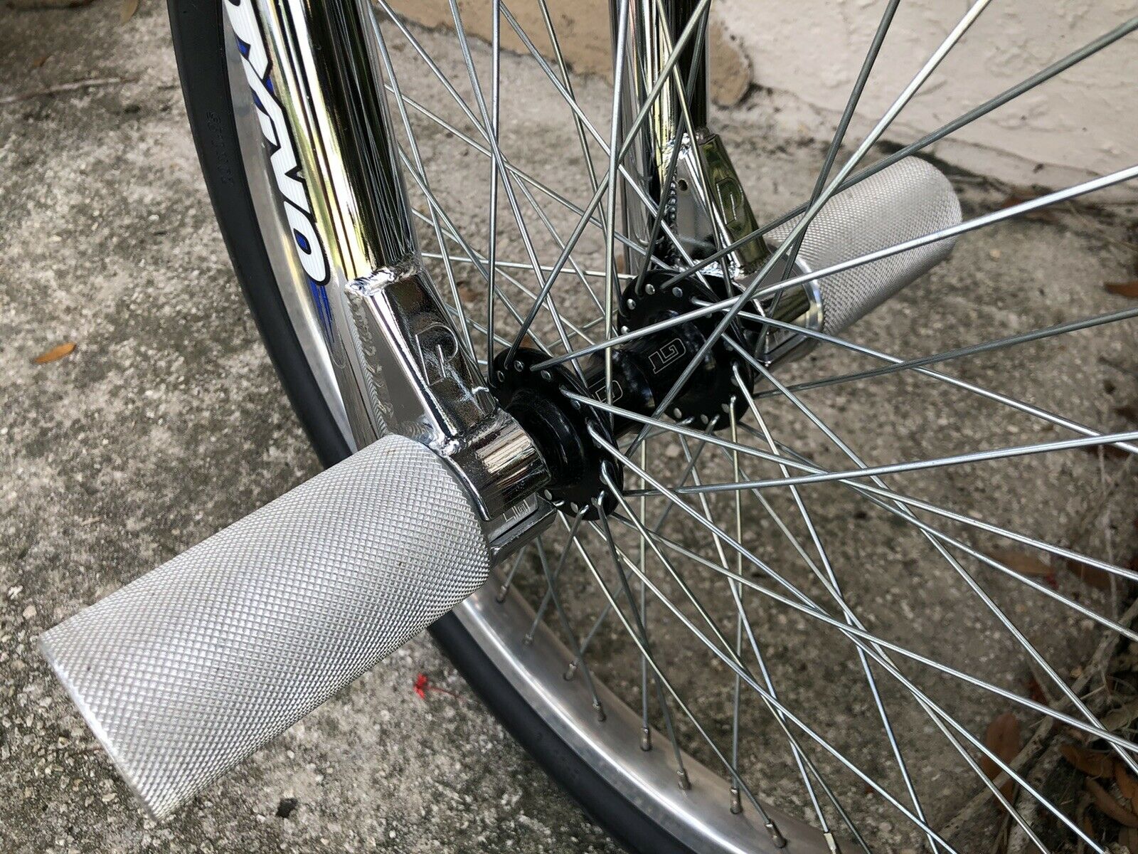 USA MADE 2000 DYNO SLAMMER BMX BIKE LIKE DETOUR COMPE AIR GT SHOW TOUR PERFORMER - Fresh Stock Dated February 2026