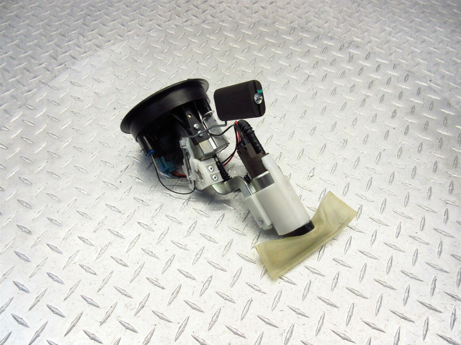 2010 06-12 BMW F800ST F800 OEM Fuel Pump Gas Petrol Assembly Works - Fresh Stock Dated February 2026