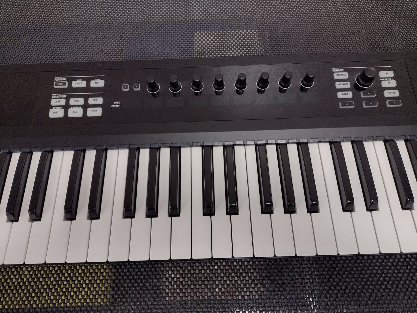 Native Instruments Komplete Kontrol S61 61 Key Keyboard Controller - Fresh Stock Dated February 2026