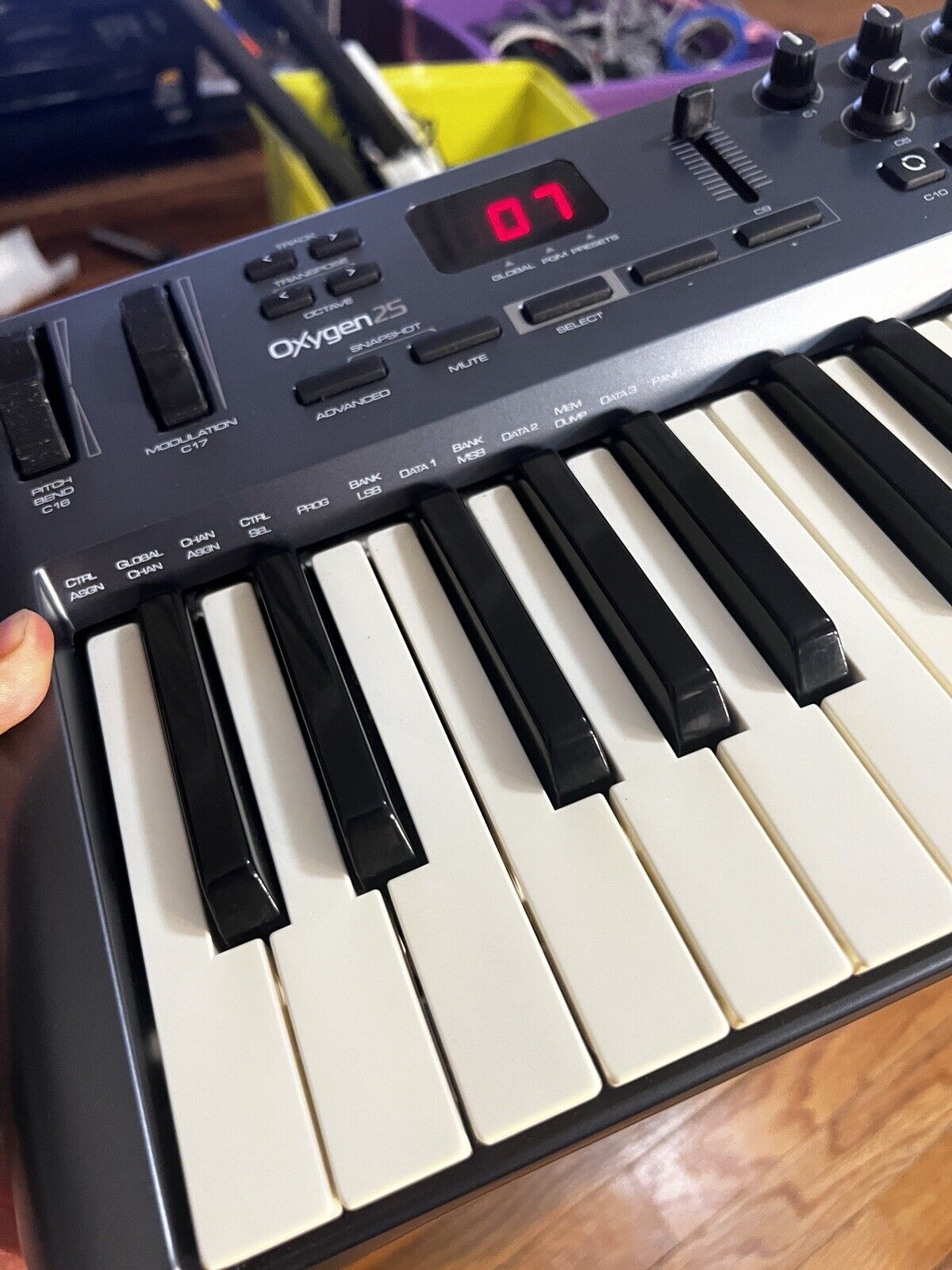 M-Audio Oxygen 25 USB MIDI Keyboard Controller 3RD GENERATION - Fresh Stock Dated February 2026