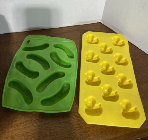 Jiggler Molds (4) & Ice Pop Tray (4) - Fresh Stock Dated December 2025