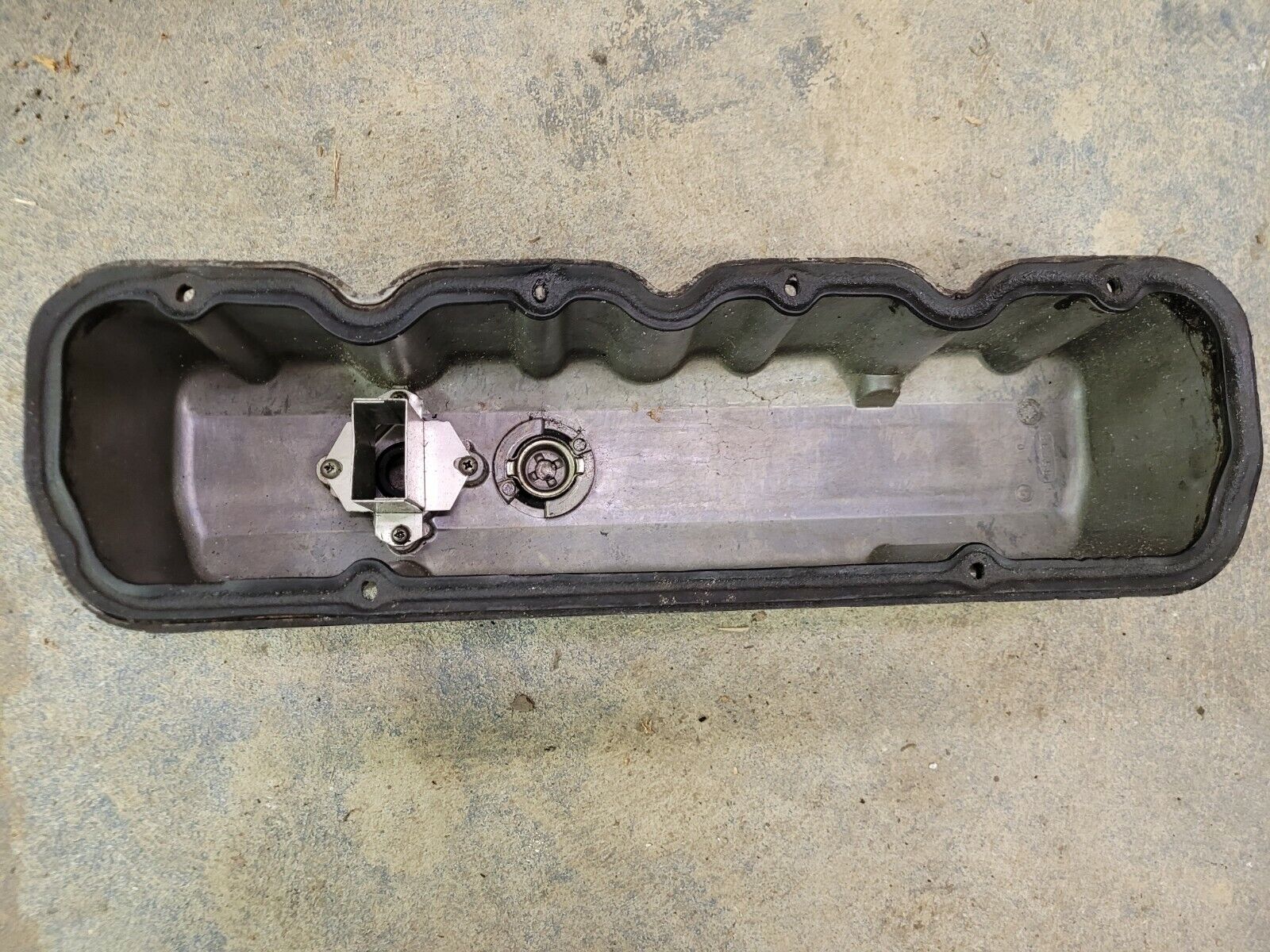 Mercruiser 2.5 3.0 4 Cyl 120 140 Valve Cover 65635 I/O Boat Motor - Fresh Stock Dated February 2026