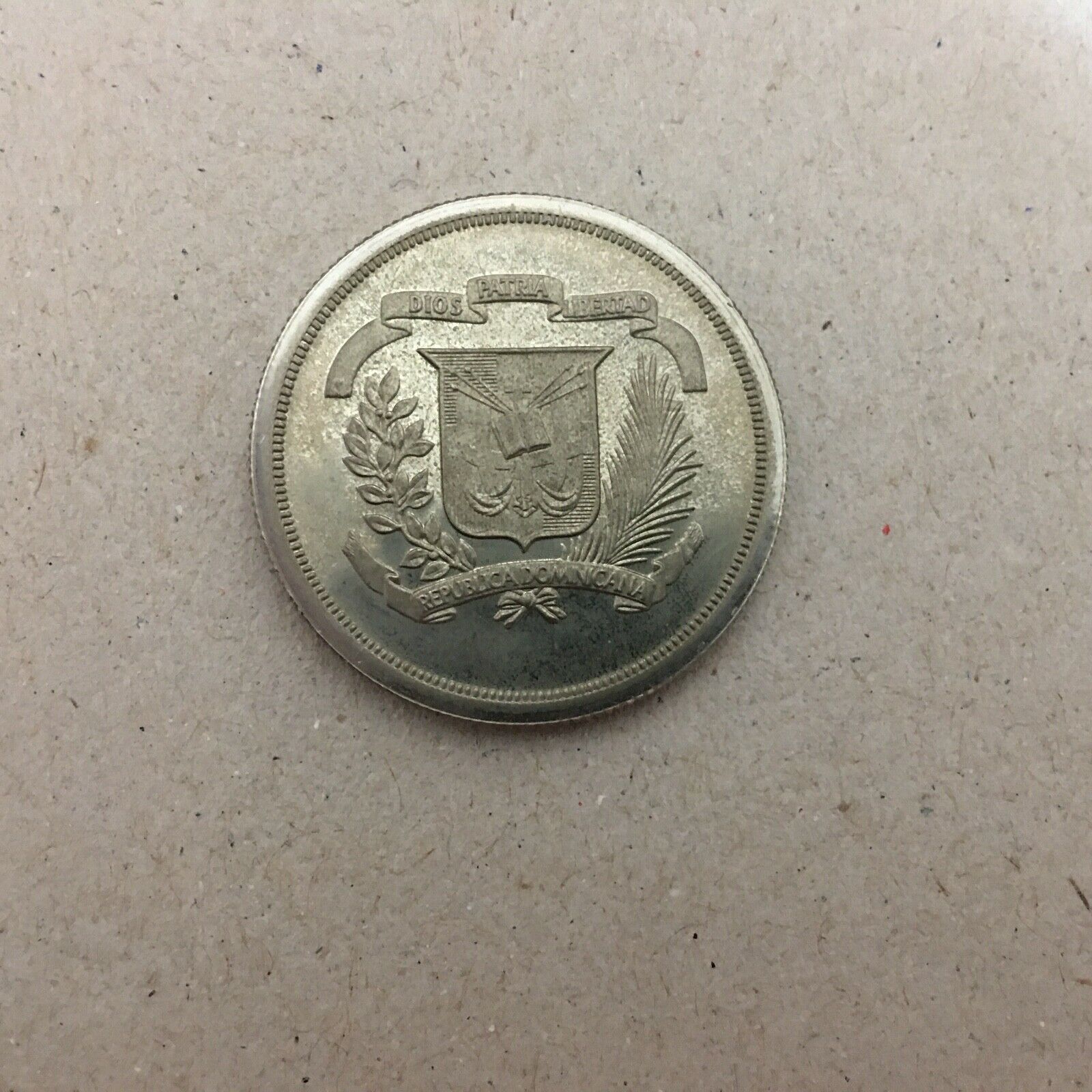 DOMINICAN REPUBLIC  1/2 PESO   1978  PROOF  KM 52  UNC. - Fresh Stock Dated December 2025