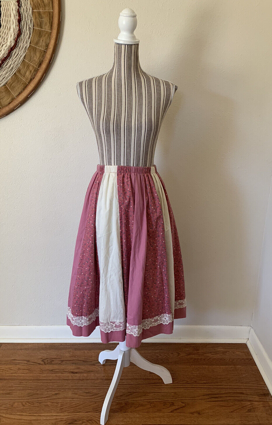 Vintage Prairie Cottage core Floral Skirt Pitchfork Brand￼￼ Women’s Small - Fresh Stock Dated March 2026