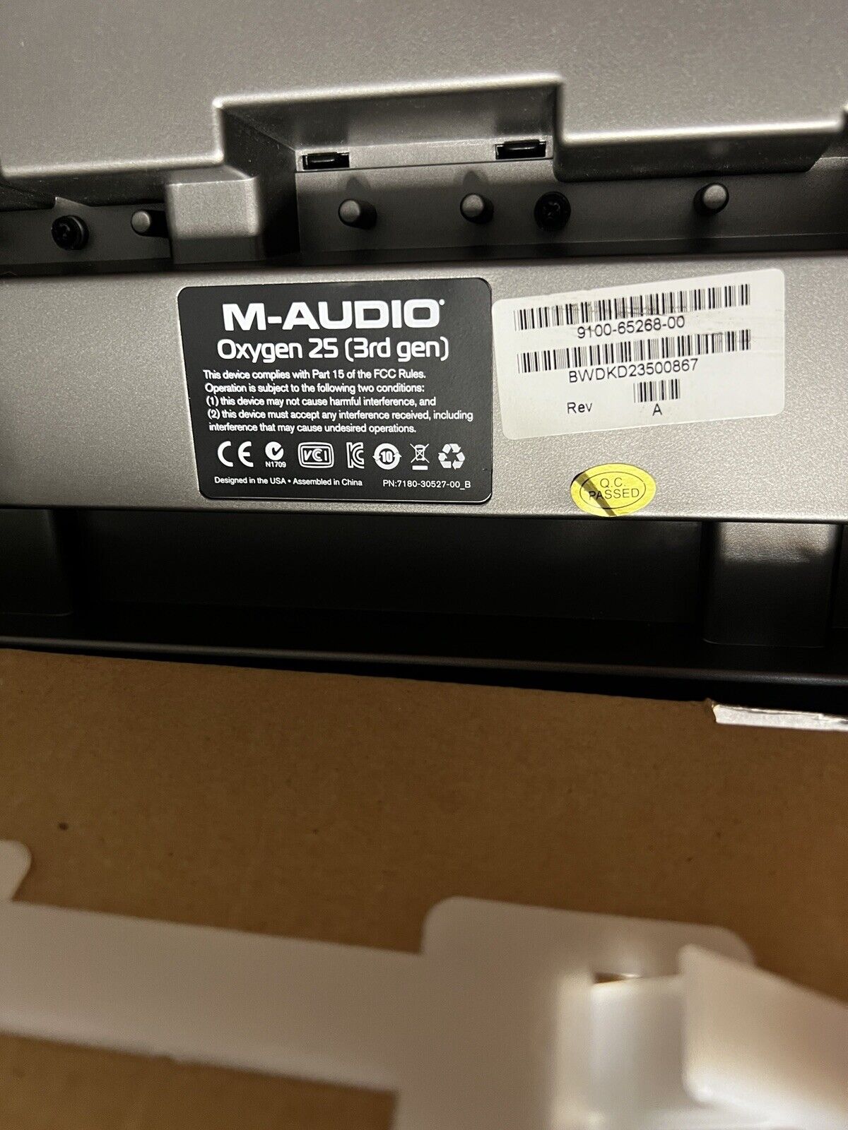 M-Audio Oxygen 25 USB MIDI Keyboard Controller 3RD GENERATION - Fresh Stock Dated February 2026