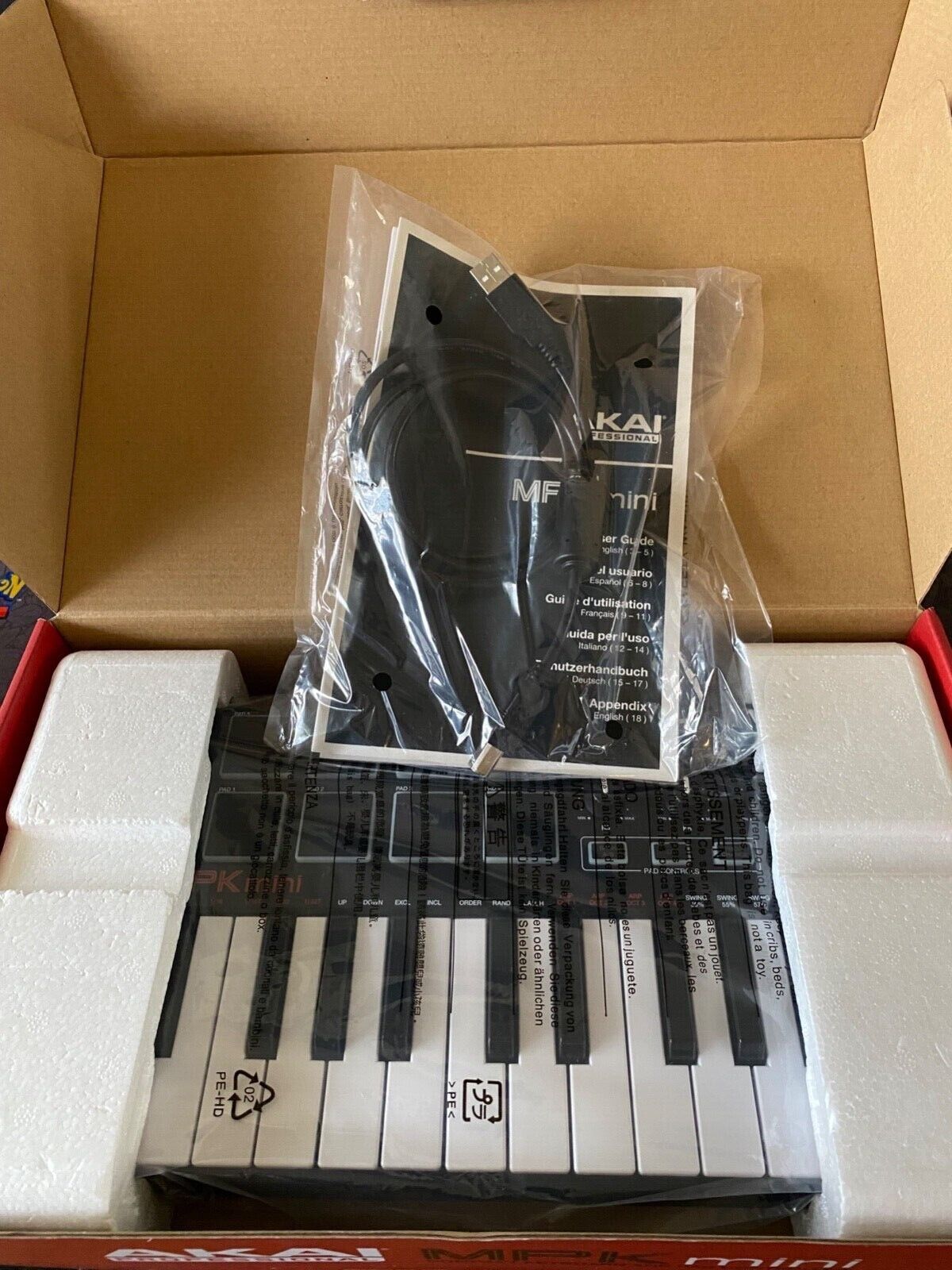 Akai Professional Compact Keyboard and Pad Controller MPK Mini MIDI NEVER USED! - Fresh Stock Dated February 2026