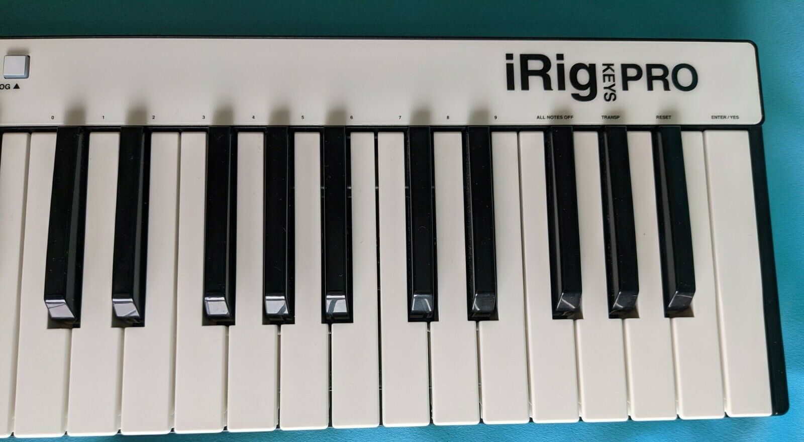iRig Keys PRO 37 KEY IK Multimedia iPad iPhone Keyboard MiDi Controller - Fresh Stock Dated February 2026