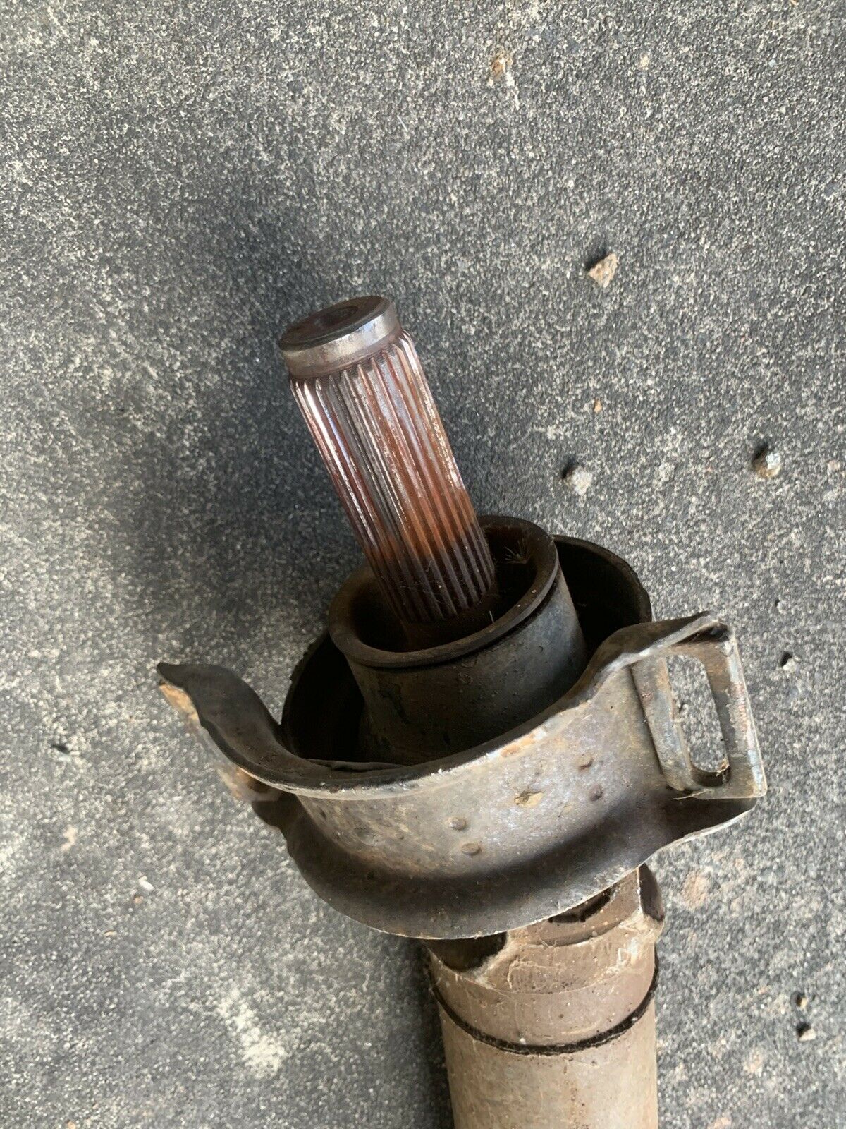 Mercedes W123  - 240D - 4 Speed Manual Transmission - DRIVE SHAFT Rear - Fresh Stock Dated December 2025