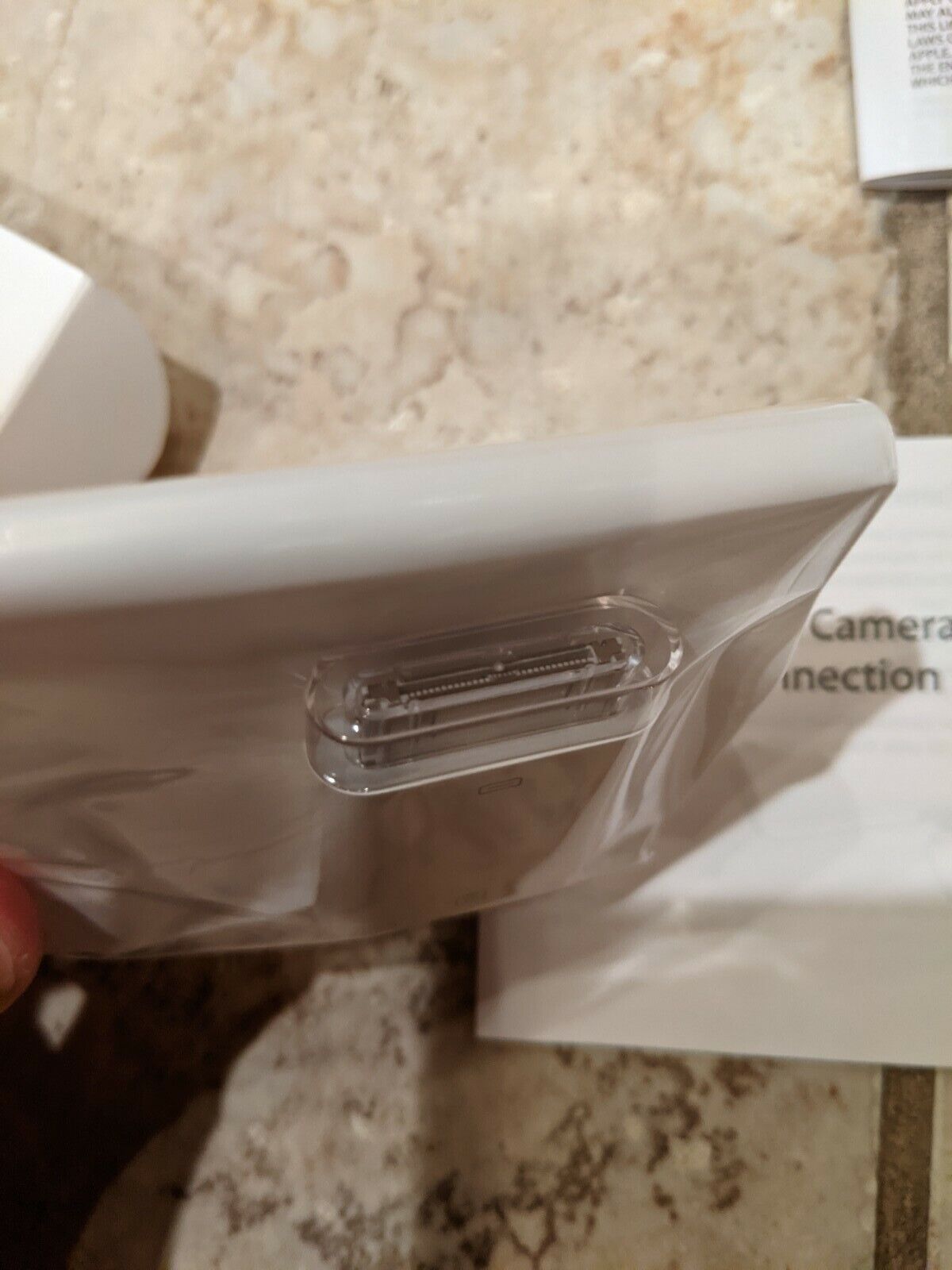 Apply Genuine iPad Camera Camera Connection Kit - New Sealed in Box - Fresh Stock Dated February 2026