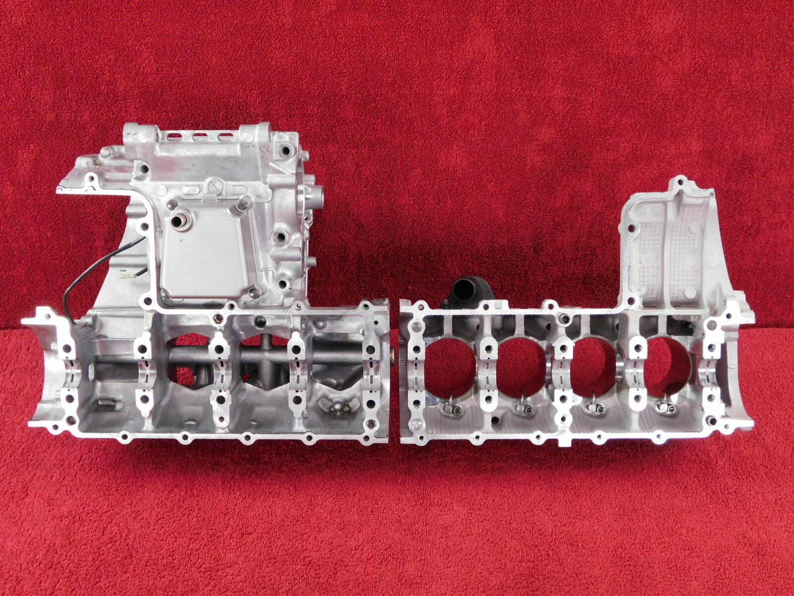 Engine Crankcase / Cylinder Block *NICE! 04-05 GSXR600 GSXR 600 Matching Cases - Fresh Stock Dated February 2026