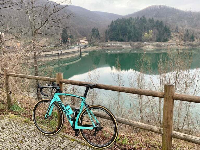 Bianchi Oltre XR4 Ultegra   size 57cm - Fresh Stock Dated February 2026