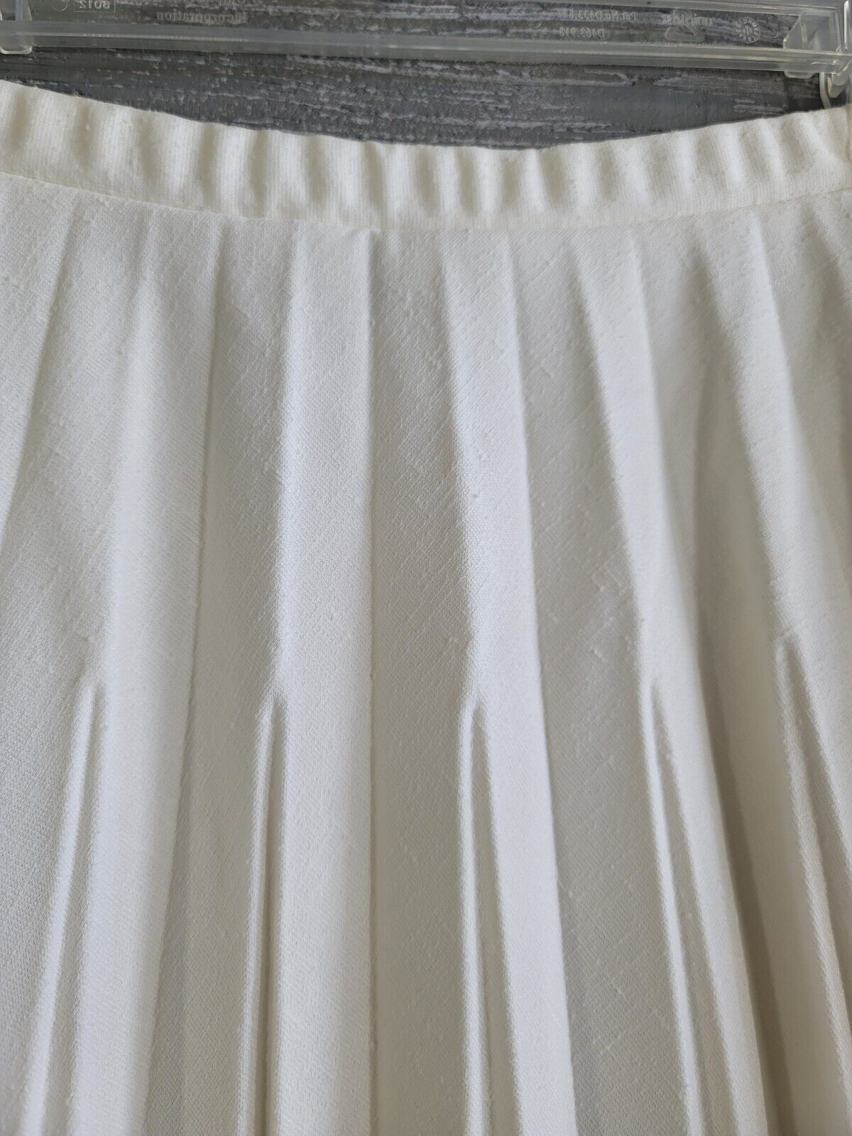 Alfred Dunner White Pleated Skirt | Elastic Waist, Below knee length Vintage 90 - Fresh Stock Dated March 2026